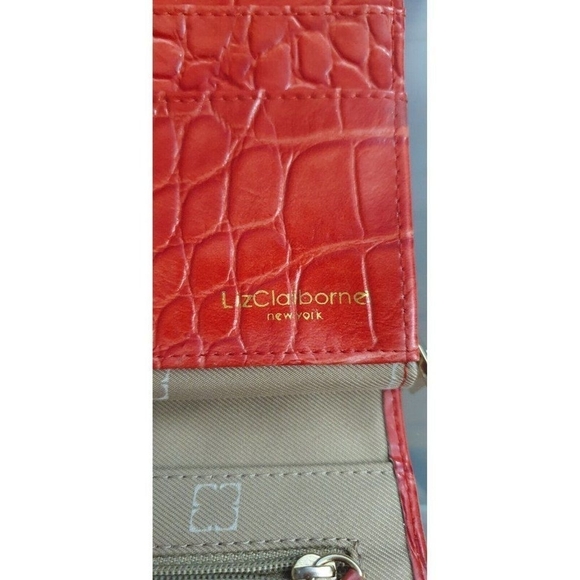 LIZ CLAIBORNE WALLET FAUX REPTILE LEATHER RED RARE - Picture 6 of 9